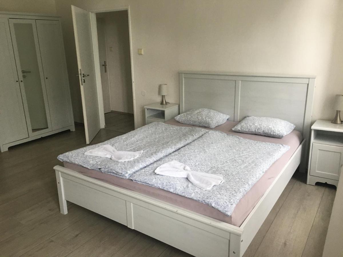 Hajovna Svahova Lägenhet Bolebor Exteriör bild