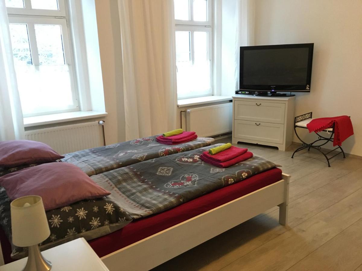 Hajovna Svahova Lägenhet Bolebor Exteriör bild