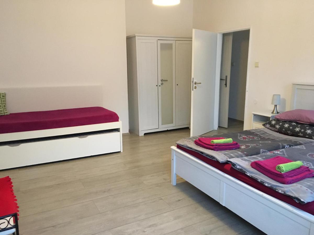 Hajovna Svahova Lägenhet Bolebor Exteriör bild