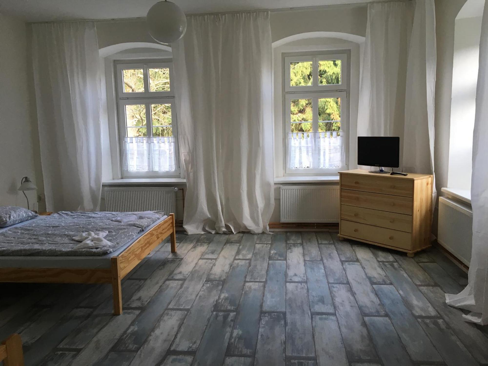 Hajovna Svahova Lägenhet Bolebor Rum bild